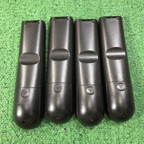 Lot Of 4 ROOMLINX ~ REMOTE CONTROL ~ MODEL # SWP-4738WT-RMX - Bundle - Picture 2 of 3